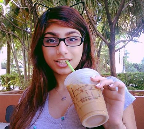 ada-sanchez:  i-sell-my-dreams:  Mia Khalifa   Mia had the potential to be the best