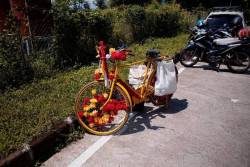 One of the things that caught my attention during @bandungphil&rsquo;s April 2017 concert was this kodak yellow bicycle. Adored with flowers and accesories, it was the prettiest thing there. It belonged to a trash picker. Often times, we desire things