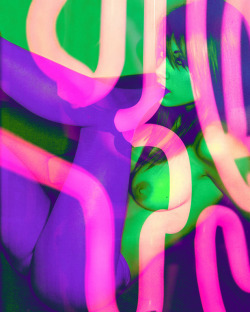 Follow http://onrepeattttt.tumblr.com/tagged/neon for regular doses of neon girls and follow me at Facebook: https://www.facebook.com/onrepeatstudio Want a neon image of yourself? Submit at http://onrepeattttt.tumblr.com/submit/