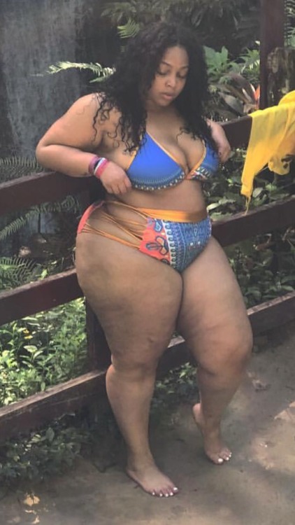 bbworship:  B.GarrettWww.dearfatgirl.com