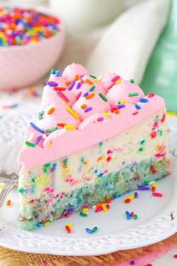 foodffs:  FUNFETTI CHEESECAKE WITH CAKE BOTTOMFollow