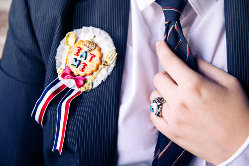 cestjusteincroyable: Giulia &amp; NemoHat: VintageJacket: Tommy HilfigerShirt: H&amp;MTie: V