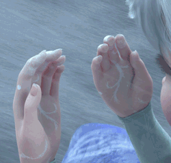 no-one-sees:  ice-solation:  i love how they added every single detail like each frost particle consuming her palms and the trembling of her fingers, it looks so natural!  Yeah freezing to death looks so natural ! 