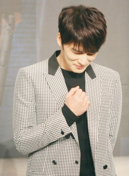 ilovekimjaejoong:  “Seriously really too cool! You…☆” - Editor of GangGee Magazine on Jaejoong (c) 