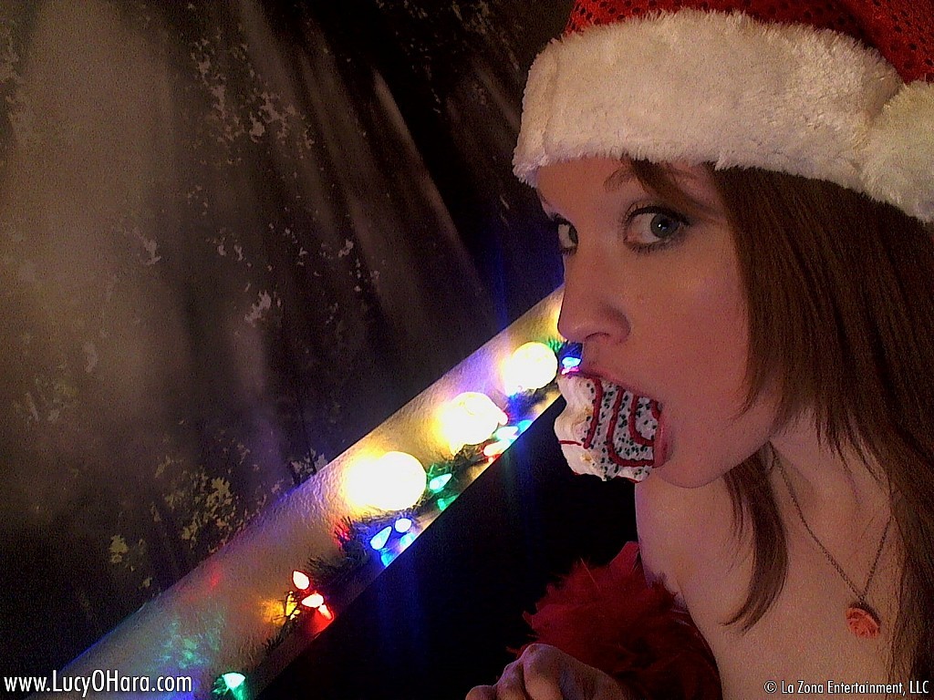 lucyohara:  XMAS BOA (DEC 2012) - http://www.joinlucyohara.com  - 68 photos. 15