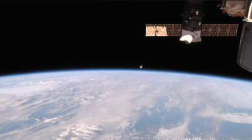 sci-universe:  The moonset I saw live from  International Space Station’s HD Earth Viewing Experiment. You can actually see what’s going on above Earth in the current moment. They’re streaming 24/7 right now, don’t miss it!