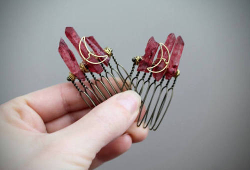 sosuperawesome:  sosuperawesome:  Crystal Crowns and Hair Combs, by Foxwood Forest on Etsy See our &