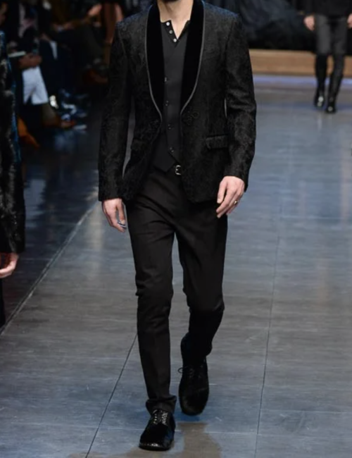 acourtofcouture