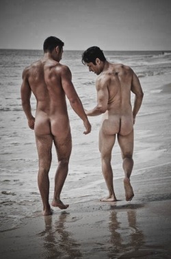 jockbeach:  http://jockbeach.tumblr.com