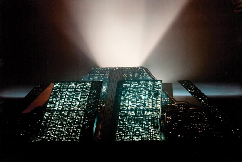 evilnol6:  .creating Tyrell Corporation building on the set of “Blade Runner”,