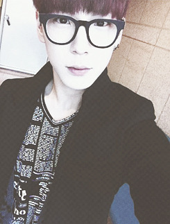 therapical-blog:  himchan’s recent selcas 