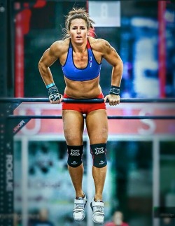 onlyfitgirls:  Stacie Tovar 