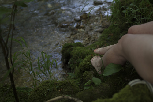 ingenjones:  © Ingen Jones 2016(Please do not remove the credits when reblogging. Thank you !!)