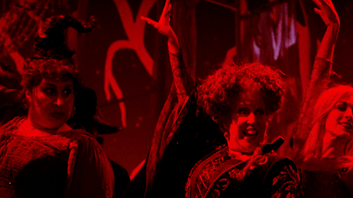 disneyliveaction:We shall be back, and the lives of all the children of Salem will be mine!Hocus Poc