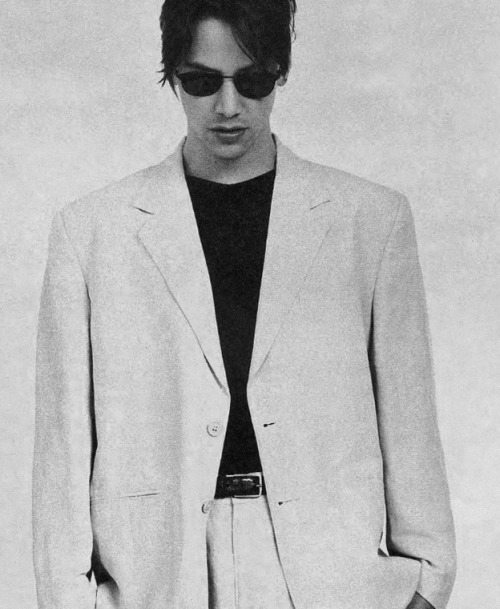  Keanu ReevesRolling Stones Magazine, 1989 ~  source: https://www.instagram.com/moonmotel/