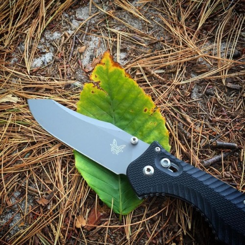 @benchmadeknifecompany 810 #zulutactical #benchmade #knives #benchmadecontego #foldingknife