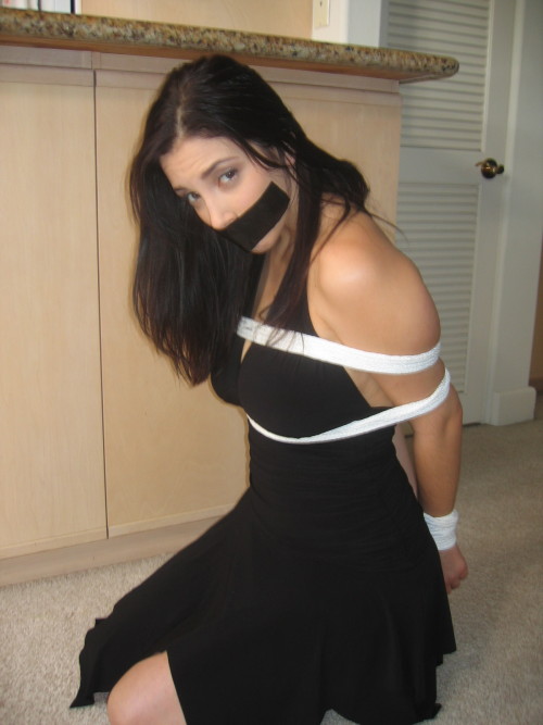 kidnapher:Jelena had a busy day today.  Kidnapped and tied up in the morning, stripped and fondled in the afternoon..