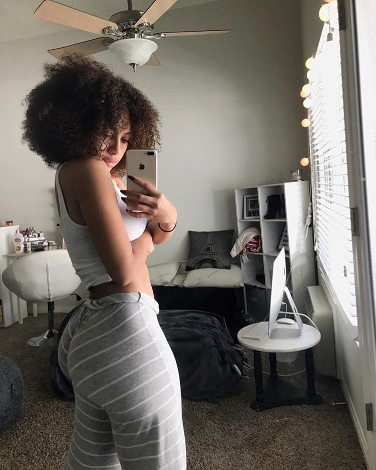 thefinestbeauties:  Jada Everon