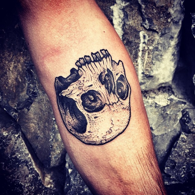 1337tattoos:  barbe rousse 
