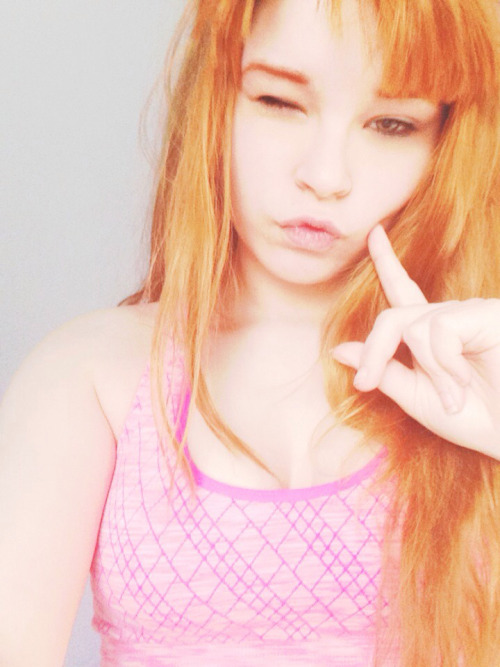 crazybvtch:  have to go back to hospital cos i now have tonsillitis, what a fab week this is turning out to be.  