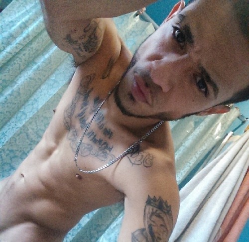 thotsofnyc: Cutie with a nice uncut dick