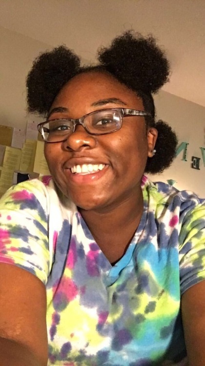 thekidtheylove:  My hair is not a trend 👑💁🏾✨