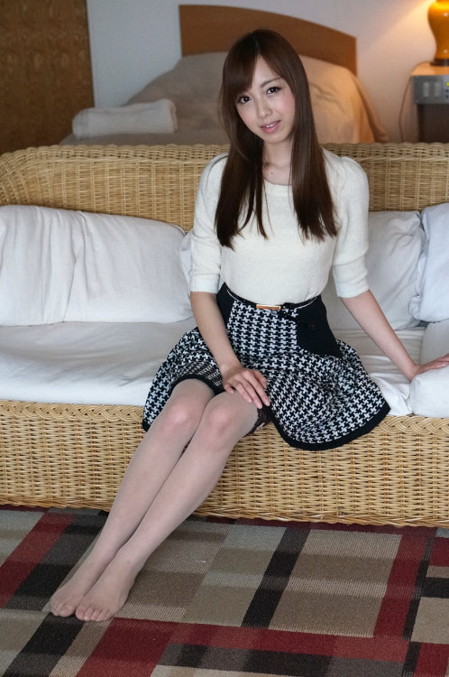 freethinkingpunk:  a-beautiful-g:  Anri Hoshizaki adult photos