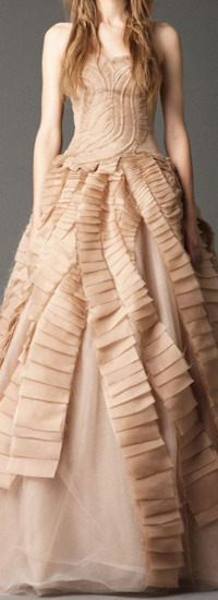 artschoolglasses:  Favourite Fashion: Vera Wang, Fall 2012 Bridal