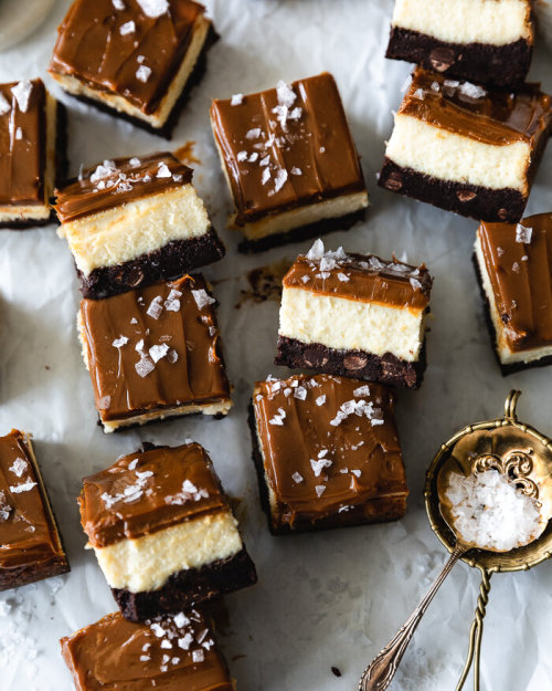 sweetoothgirl:  Brownie Cheesecake Bars With Dulce De Leche  