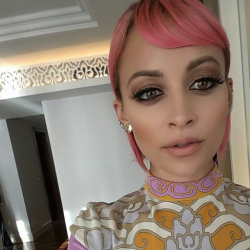 xoxonicolerichie:Nicole Richie at the Dubai Shopping Festival (January 30th, 2015)
