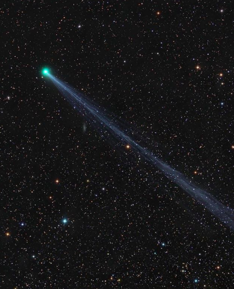 unrequitedsilences: nytimes A newly discovered comet made its closest pass to the Earth on Tuesday, 