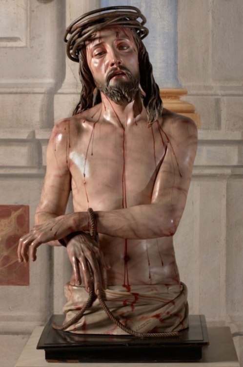 Christ as Man of Sorrows, by Pedro de Mena y Medrano, Museo Nacional de Escultura, Valladolid.