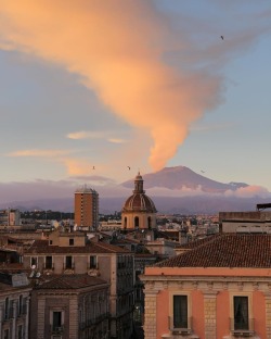 tkkatherineblog:Catania, Italy Inst @niki_csanyi