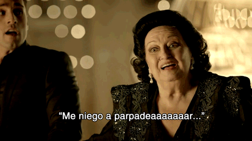 lolazo-net:   Navidad de terror con Monstruoserrat Catballé.