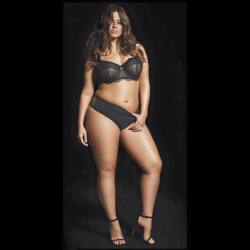 fletchertrowan:  Ashley Graham