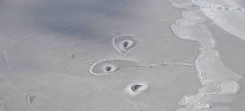 Mysterious holes in the Arctic sea iceOperation Icebridge is a NASA project that flies over the icy 