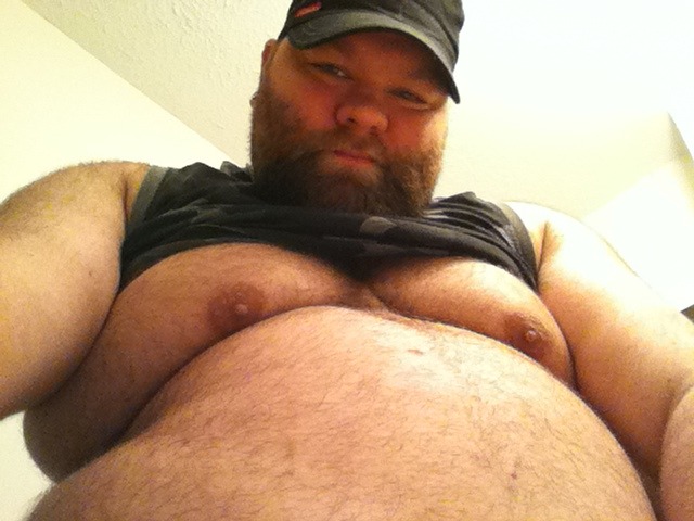 tubbyxjock:  Damn I’m getting FAT!!