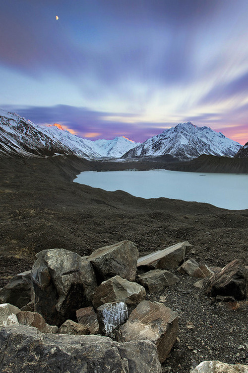 sundxwn:  Lightshow by Christian Lim 