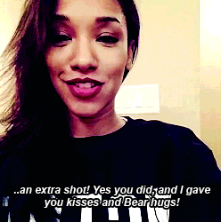 ohmygettingcrazy:    Team Flarrow Diaries: “Comic Books &amp; Pandas Shoes”