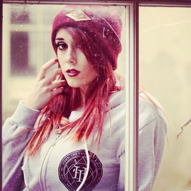 chadsuicide:  @hardtimesclothing has had the Facebook page hacked, do not believe