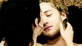 serenaswaldorf:guys looking at their girls in a way that makes me cry: francis and mary