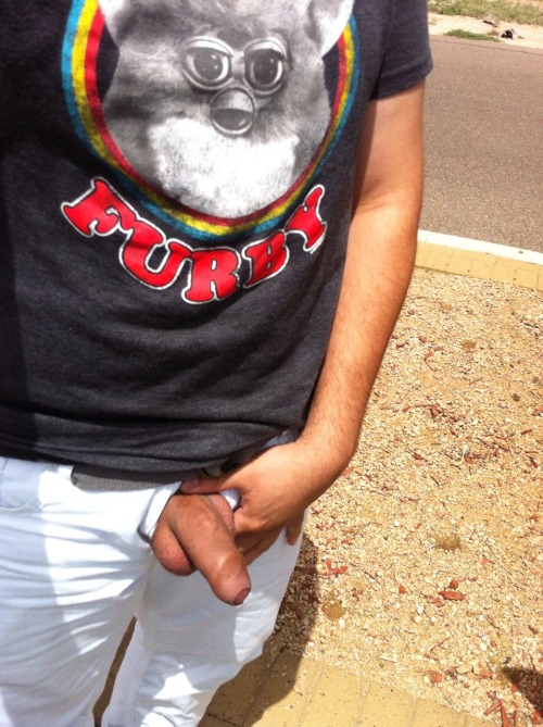 http://mrnopantsnoway.tumblr.com/post/58213505731