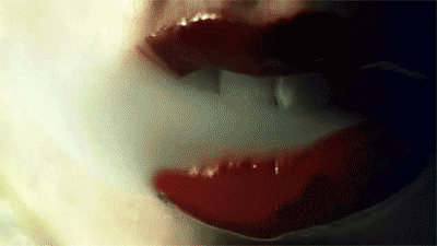 babygirlssweetsurrender:  💋