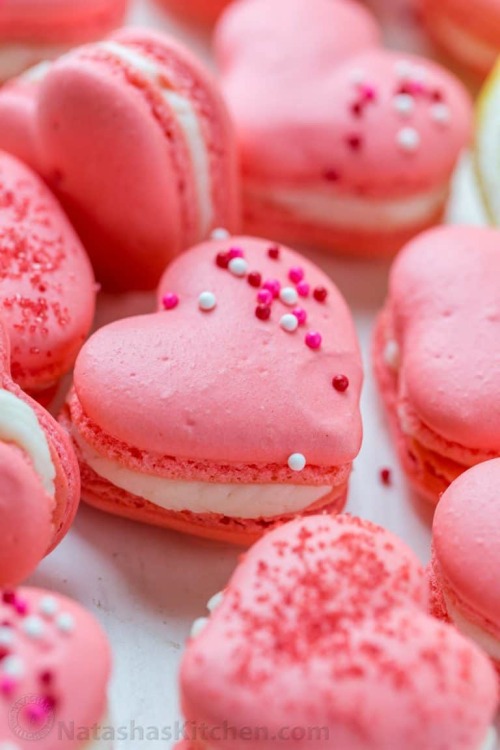 sweetoothgirl:Heart Macarons with Lemon Buttercream