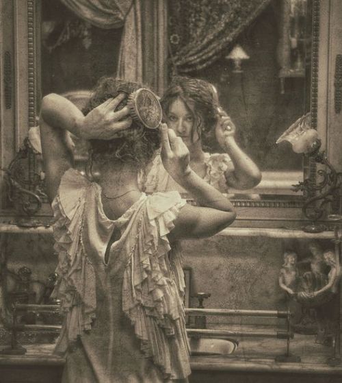 Chez Nicolas Beboutoff 1895&hellip; Nudes &amp; Noises  