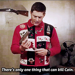 livebloggingmydescentintomadness:  yaelstiel:S10 Gag Reel Preview   au where everything is the same but they always wear seasonal sweaters
