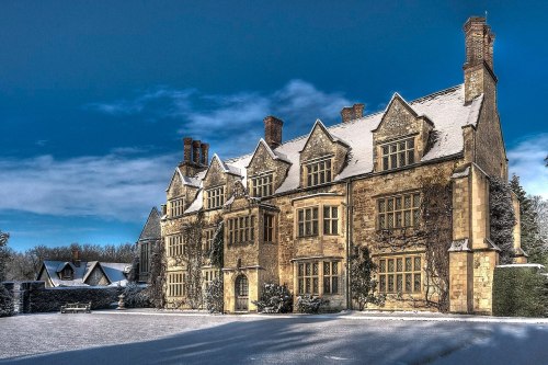  Stately Homes to Visit in Cambridgeshire (photo: Alex Brown / CC BY 2.0)