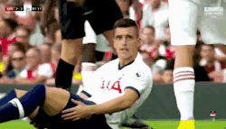 kimmichsworld:Gio being subbed in and getting his first sniff of the North London Derby | Spurs v Arsenal | September 1st 2019 