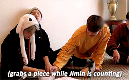 kookiebuff:happy birthday to the one whose snacks-filled pockets are just as large as his heart ♡