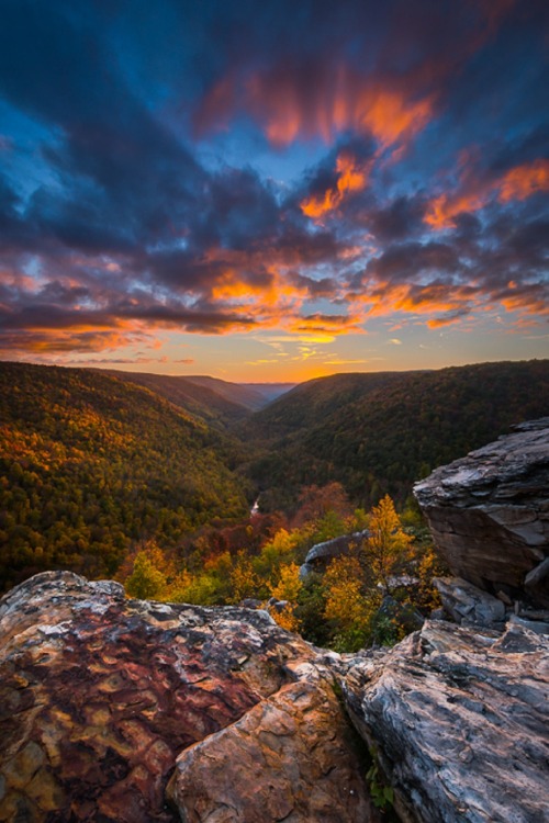 sublim-ature:  Lindy Point, West VirginiaJoseph Rossbach 